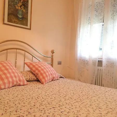 فندق مبيت وإفطار Pincia *